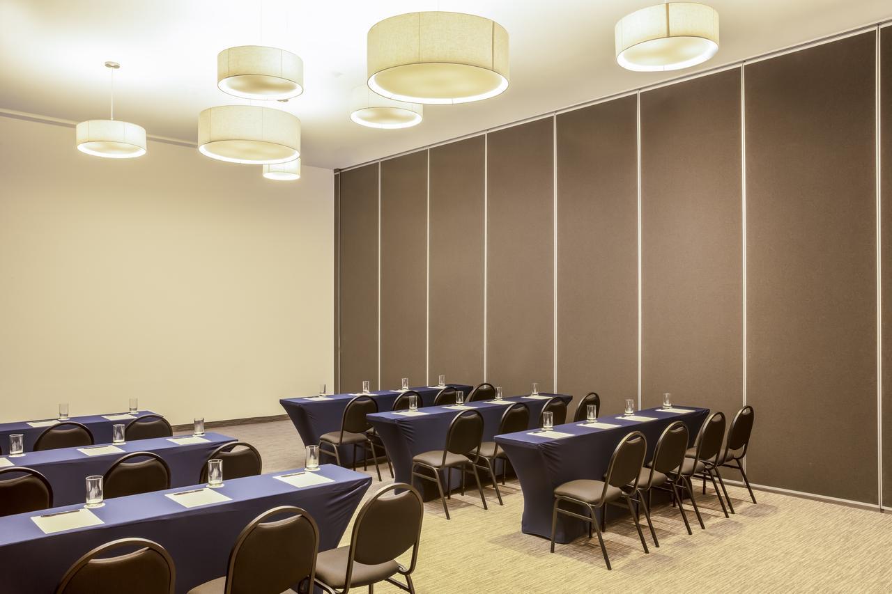 Fiesta Inn Parque Puebla Ngoại thất bức ảnh